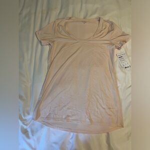 Athleta Pale Pink Scoop Neck Short Sleeve Tee
